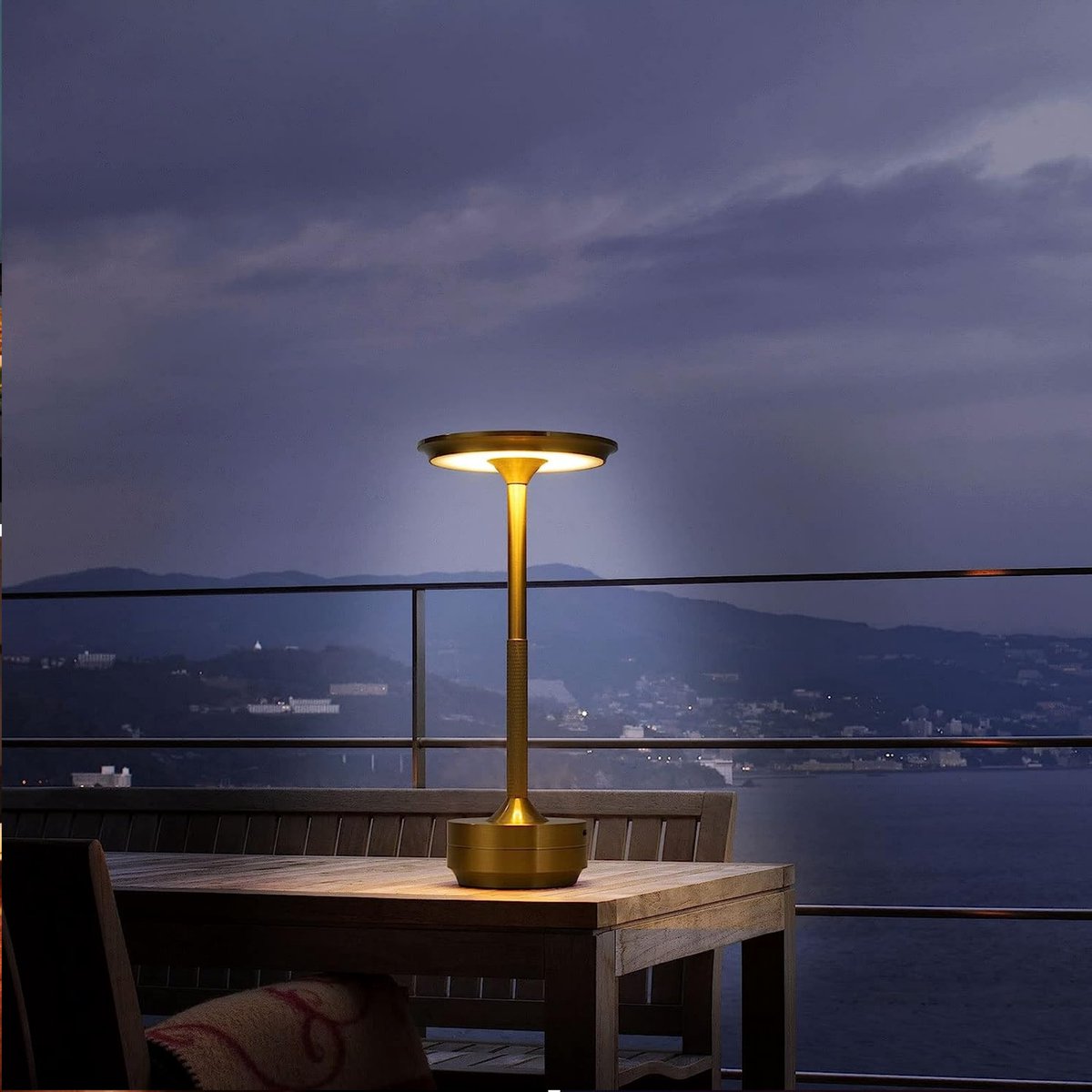 Table lamp Isabella - Gold